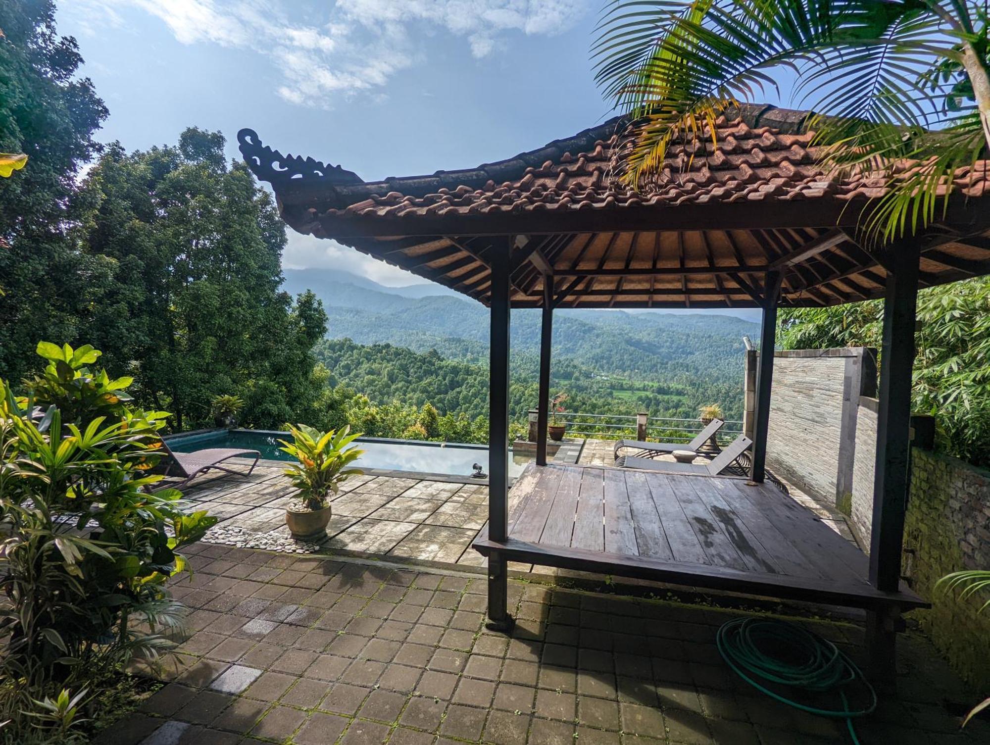 Bali Munduk Delux Bungalow Villa Singaraja Eksteriør bilde